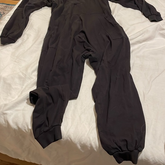 Free people jumper. XS. Runs large. Black - Picture 3 of 4